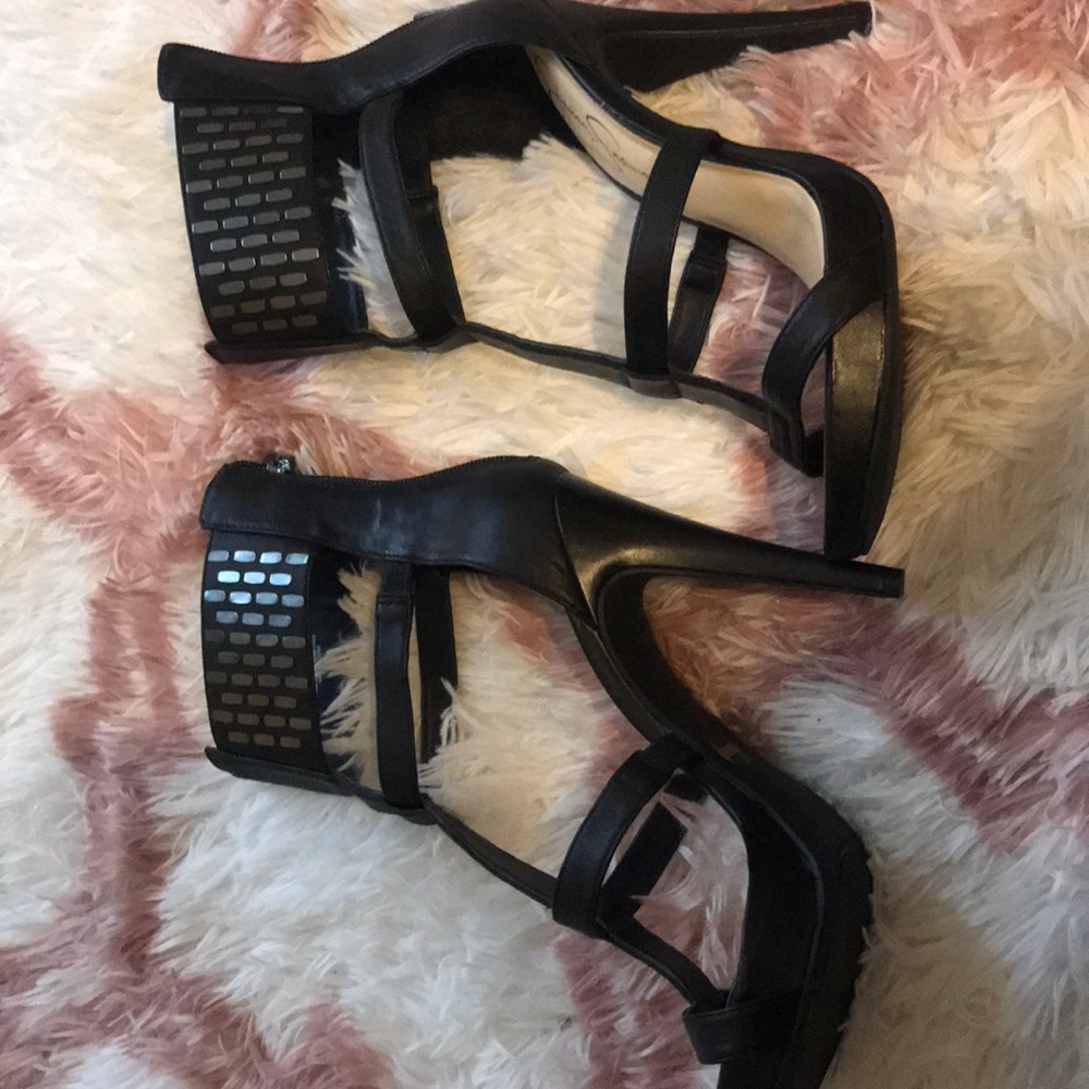 Jessica Simpson Black Heels